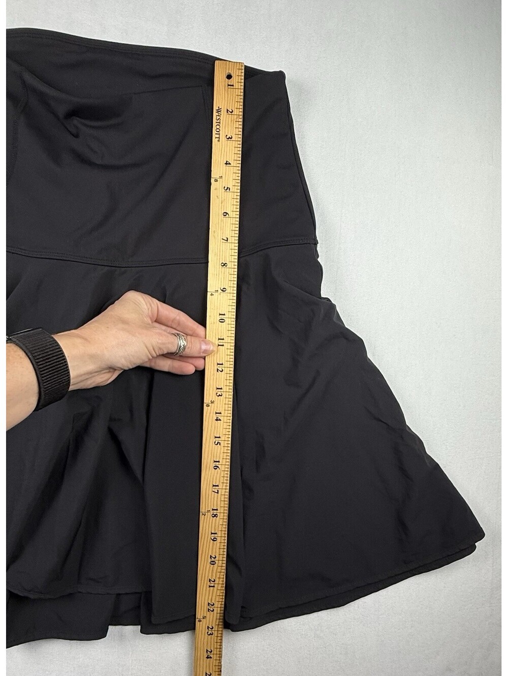 Halara High Drop Waisted Tennis Skirt Skort M Black Rouched Flowy Stretch Long - Picture 3 of 9